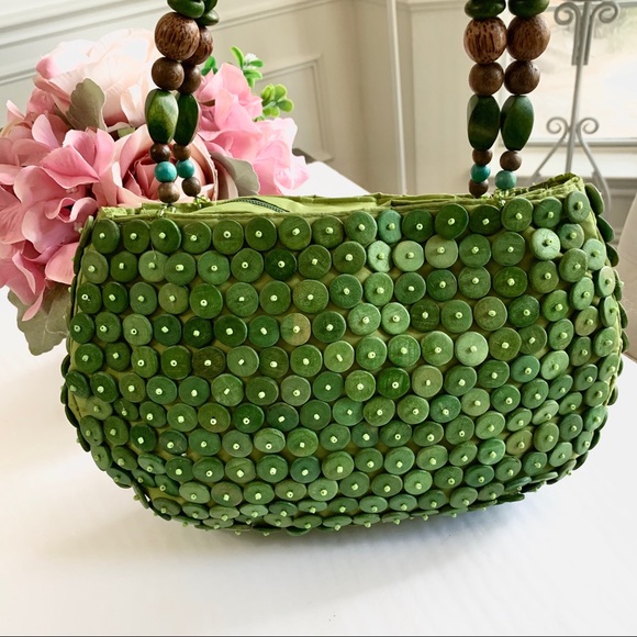 (1406) VINTAGE CEBU BEADED HANDBAG WITH WOODEN BEADS HANDLE - Picture 9 of 16